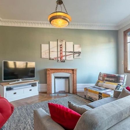 The Red Heart Of Annecy - Beautiful Apartment For 4 People المظهر الخارجي الصورة