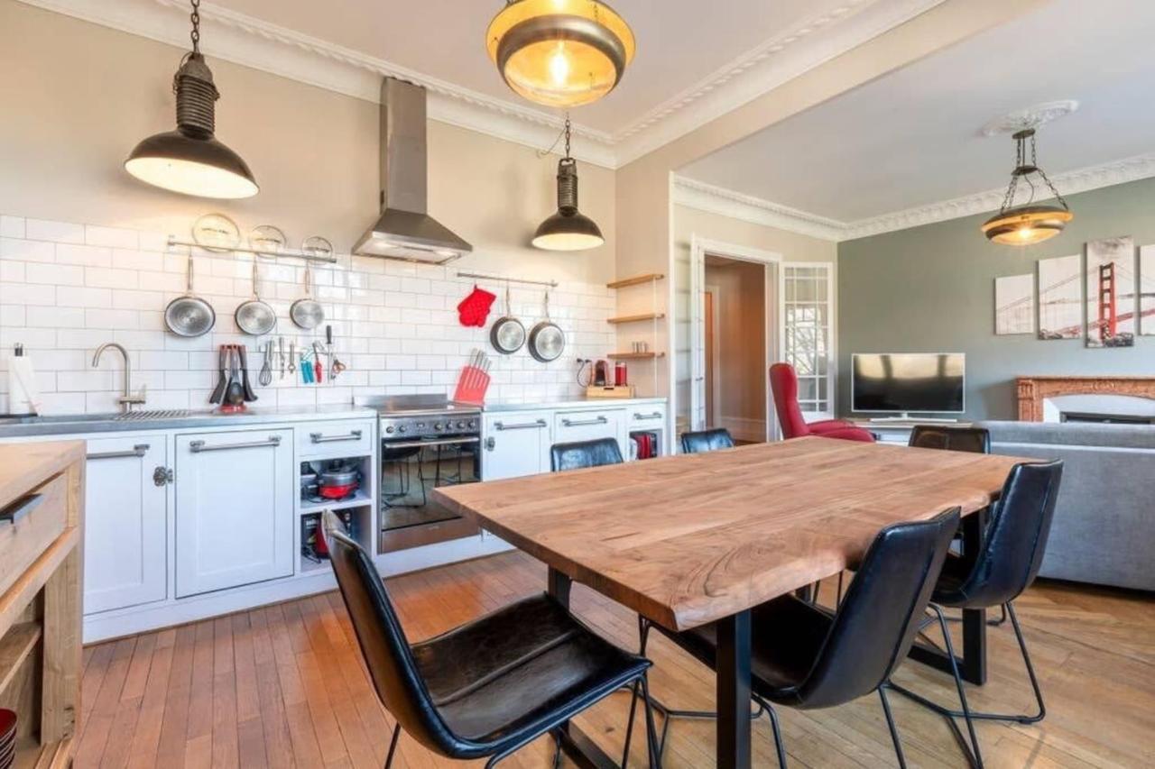 The Red Heart Of Annecy - Beautiful Apartment For 4 People المظهر الخارجي الصورة
