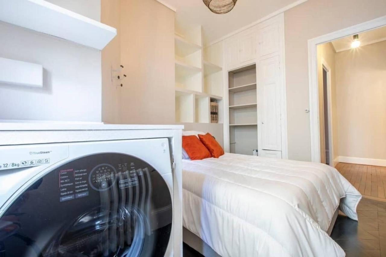 The Red Heart Of Annecy - Beautiful Apartment For 4 People المظهر الخارجي الصورة