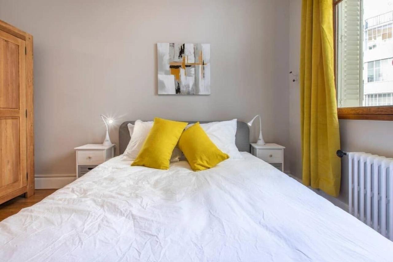 The Red Heart Of Annecy - Beautiful Apartment For 4 People المظهر الخارجي الصورة